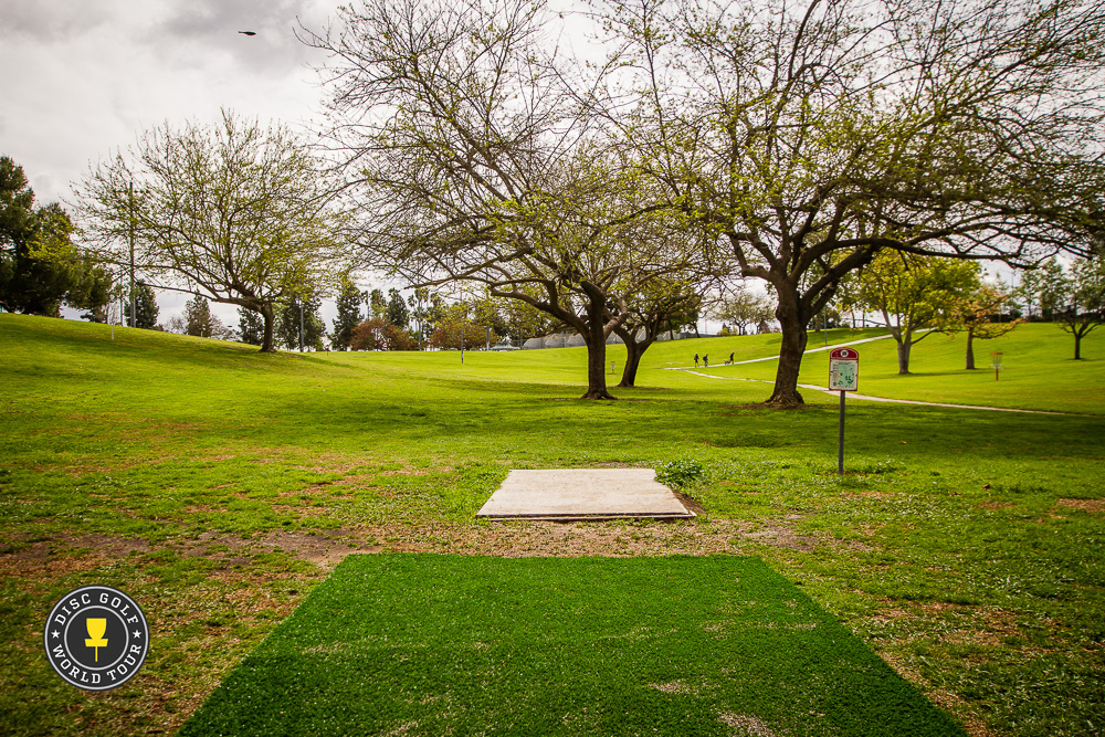 La_Mirada_Open_course_hole18_tee_2400_14446 Disc Golf World Tour